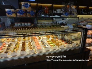 高雄凹子底公園そばのコーヒーとアートな空間Eagle