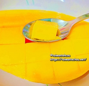 台湾マンゴーの切り方　無駄なく最後まできれいに切る方法